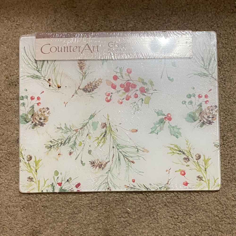 Counterparts Glass Counter Saver with Holiday Design